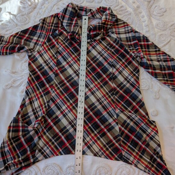 Robert Louis plaid tunic cowl neck handkerchief hem patch pockets EUC Large - Picture 8 of 10